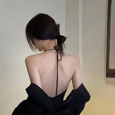 丛林有情狼